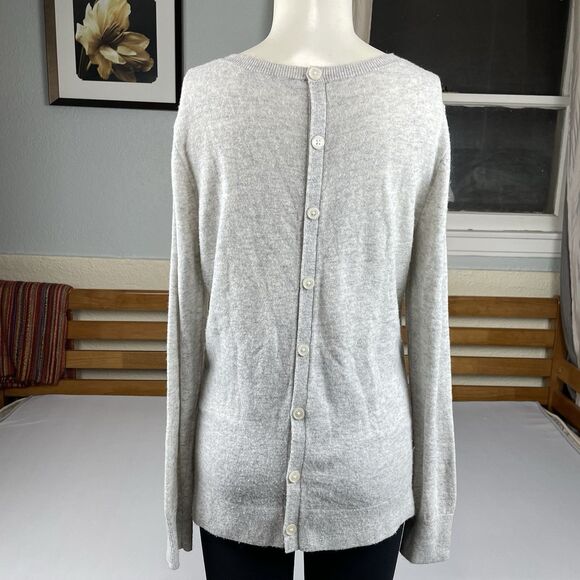 ANN TAYLOR LOFT Long Sleeve Button Back Sweater Women’s Med Light Grey Academia - Picture 5 of 13